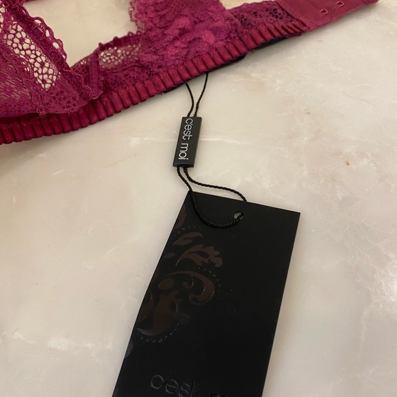 BNWT medium sized bralette - Picture 3 of 4